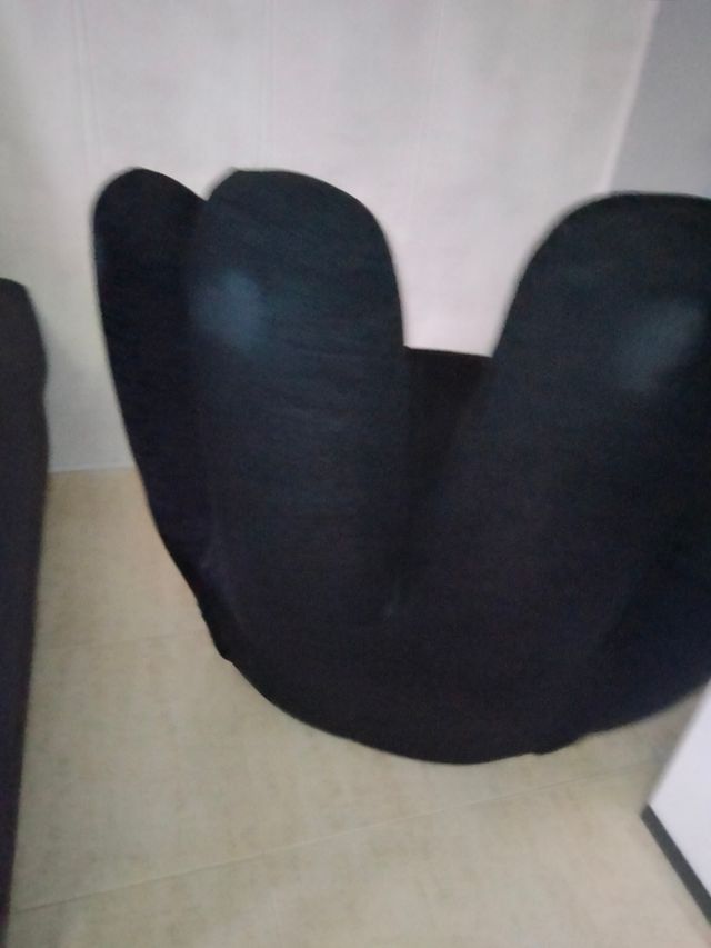 Sillón mano gigante