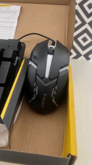 T-wolf TF200: Tastiera e Mouse LED