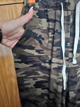 Pantalones camuflaje mujer M