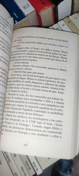 La voz dormida / The Dormant Voice (Spanish Ed...