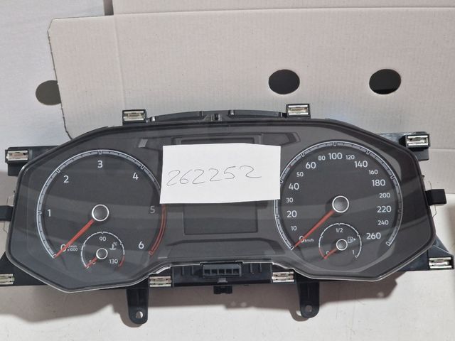 2 Cuadro cuentakilometros VW