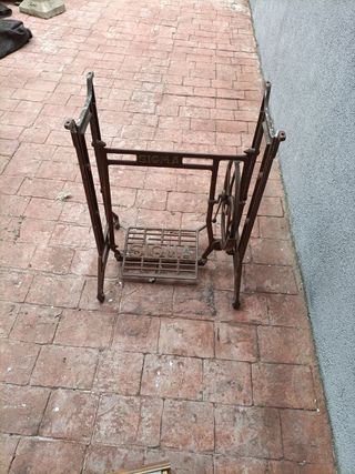 Base máquina coser Sigma antigua