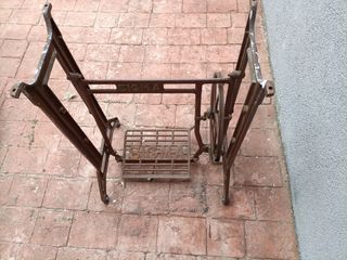 Base máquina coser Sigma antigua