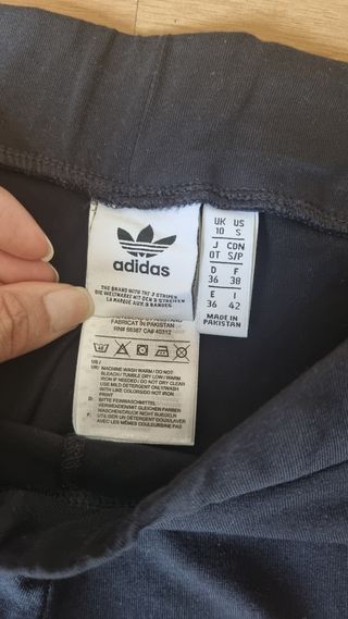 Leggins Adidas negros c/3 bandas