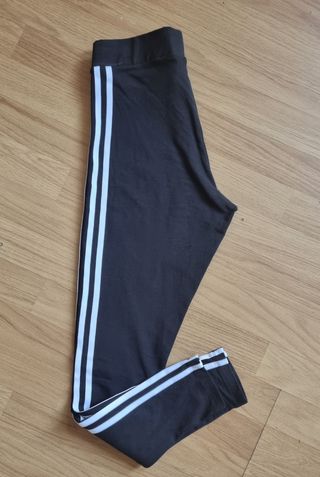 Leggins Adidas negros c/3 bandas