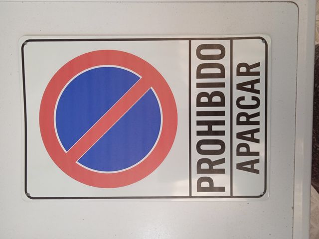 Cartel metálico Prohibido Aparcar