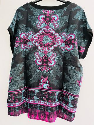 Blusa Custo Barcelona XL - Negra y Rosa
