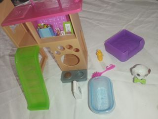 Barbie guardería de perros - Juguete