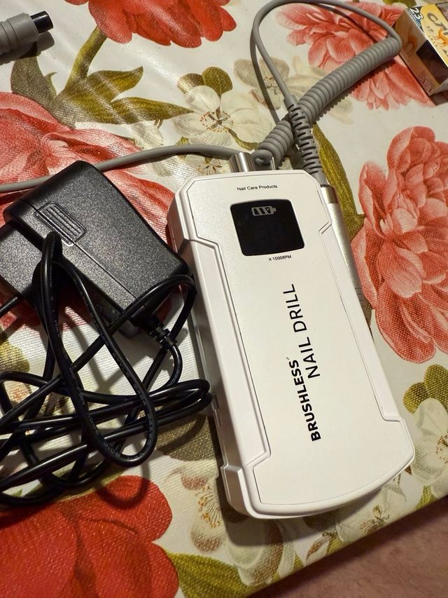 Fresadora eléctrica uñas recargable