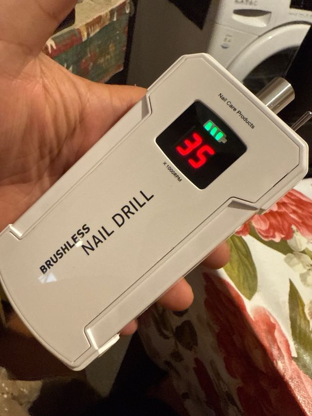 Fresadora eléctrica uñas recargable