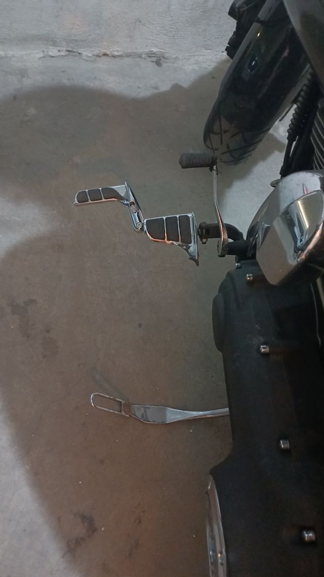 Estriberas Extensibles harley o Japonesa  kuryakyn