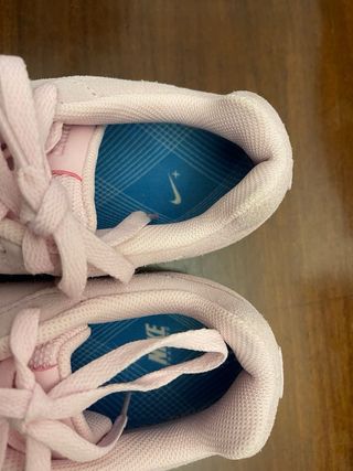 Nike Court Royale rosa