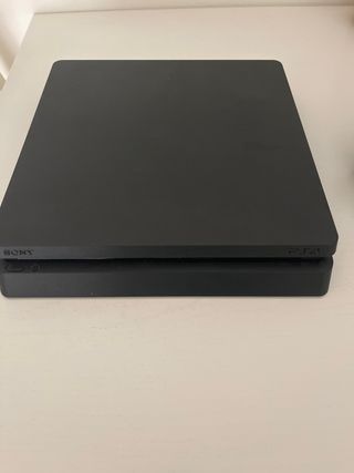 PS4 (PlayStation 4) 1TB + 2 mandos + cargador 