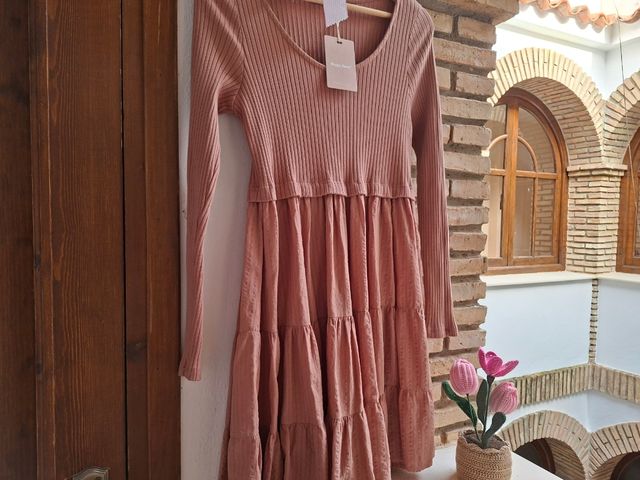 Vestido Maggie Sweet canalé paneles volantes