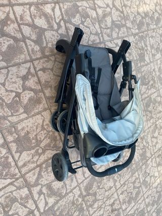 Carro Hauck ligero con portavasos