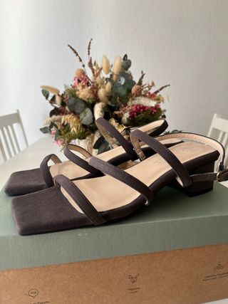 Sandalias Urbanima Marrón