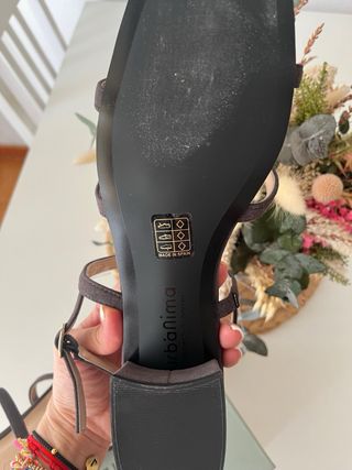 Sandalias Urbanima Marrón