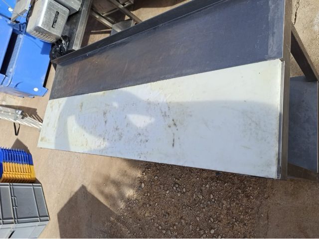 Mesa acero inoxidable fileteado