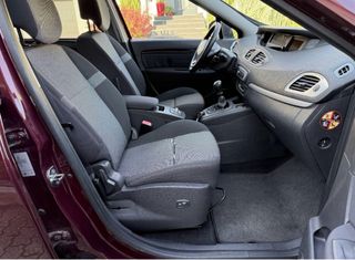 Renault Grand Scenic 2016