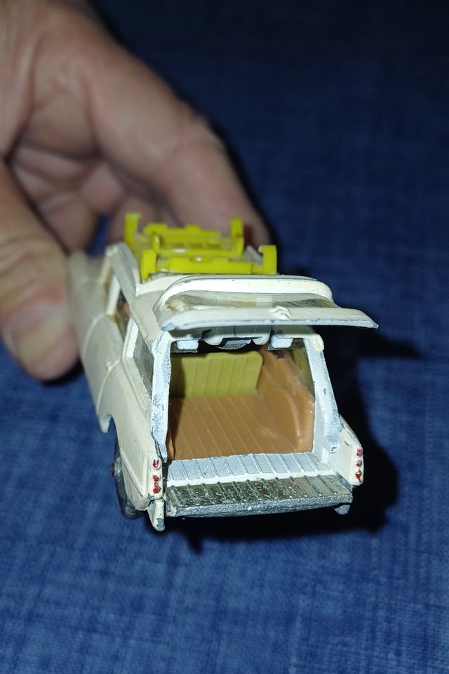 Modellino Corgy Toys Citroen Safari anni '60