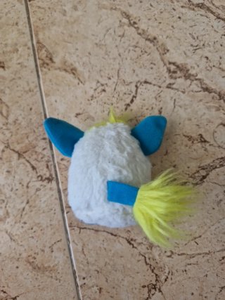 Furby Interactivo Gris + 2 peluches Furby