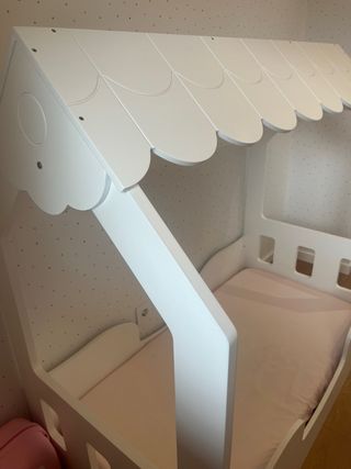 Lettino casa Montessori per bambini con accessori