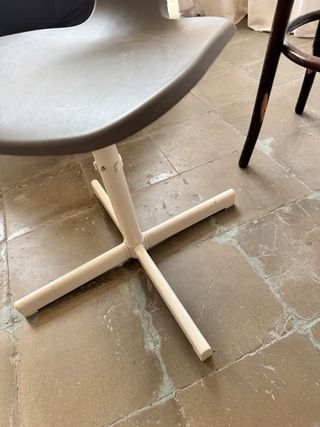 Taburete gris - Silla giratoria