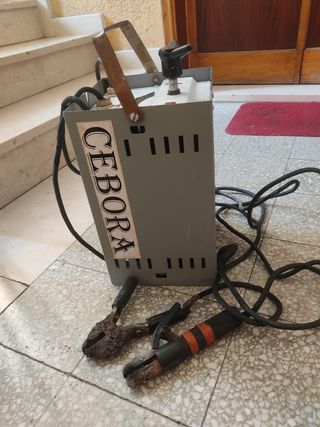 Saldatrice Cebora a Elettrodo