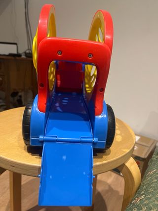 Camión de juguete infantil