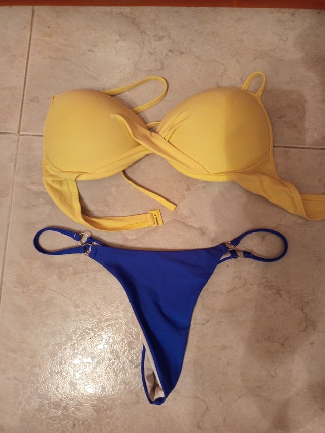 Bikini Amarillo y Azul