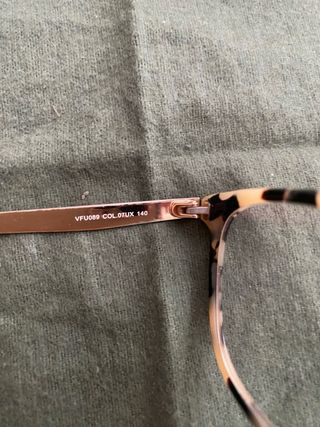 Gafas Furla - montura beige y marrón