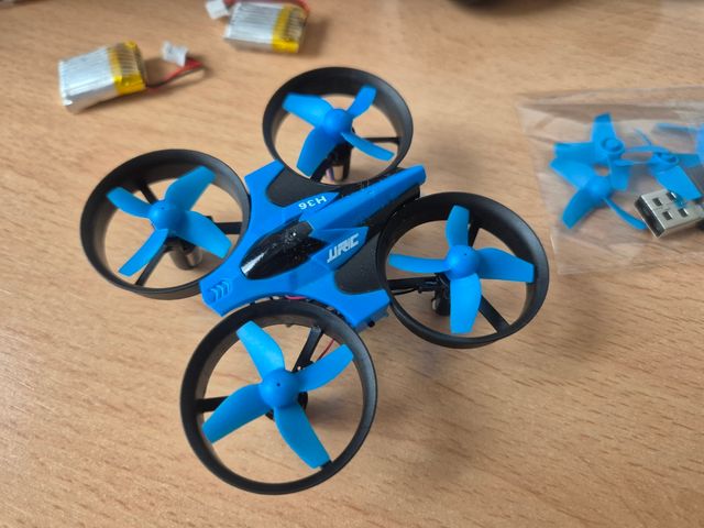 3baterias Dron H36 Juguete teledirigido pequeño