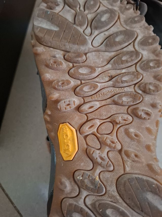 Sandalias Merrell beige/marrón