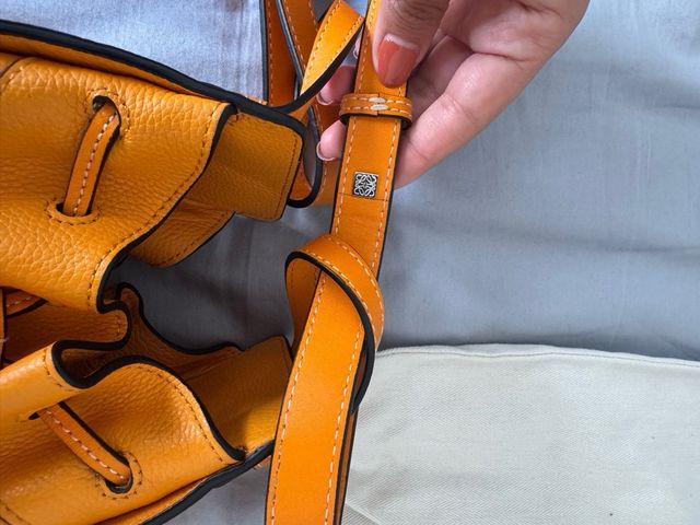 Bolso LOEWE Hammock mini naranja