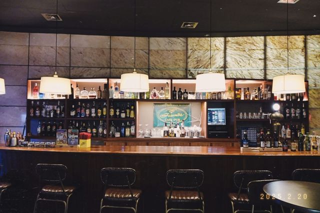 Pub en venta - Excelente ubicación