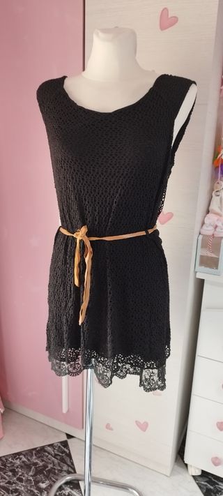 Vestido negro encaje 
