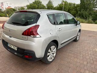 Peugeot 3008 2015