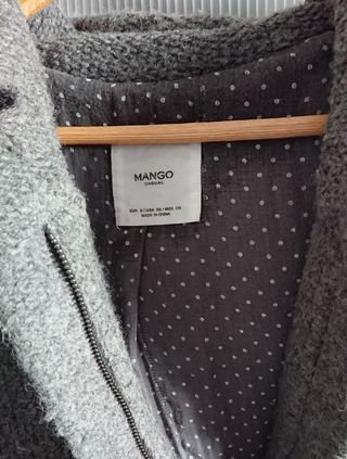 Abrigo de lana con capucha Mango