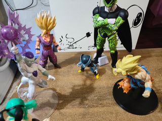 8 Figuras Dragon Ball
