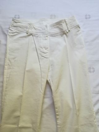 Pantalones blancos campana talla S