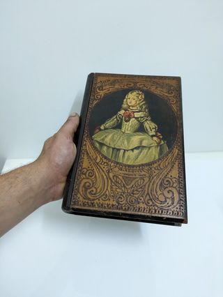 Caja estilo libro antigua