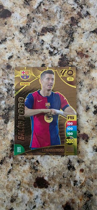 Cromo Balón Oro Lewandowski