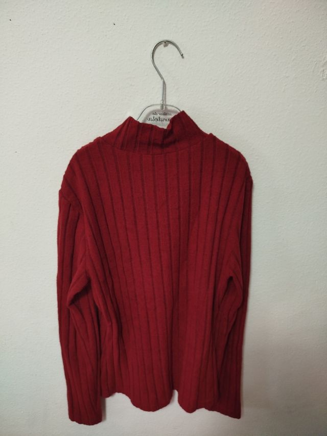 Jersey fino de punto canalé rojo vino