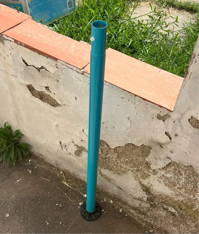 Soportes  palo piscina - azul
Para piscina de 76cm