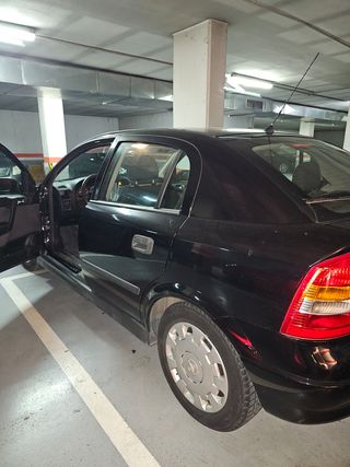 Opel Astra 2003