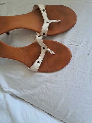 SANDALIAS VERO CUDIO CON TACON