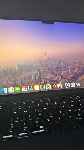 MacBook Air 13” M2 16GB 1TB
