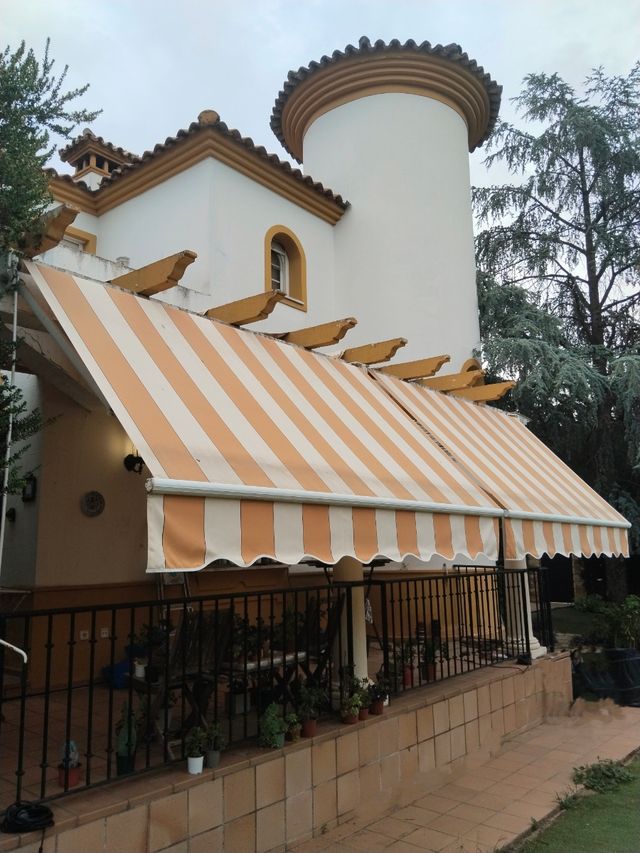 Toldos terraza - porche con brazo articulado