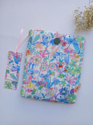 FUNDA  LIBROS De bolsillo y para  Kindle-Ebook 