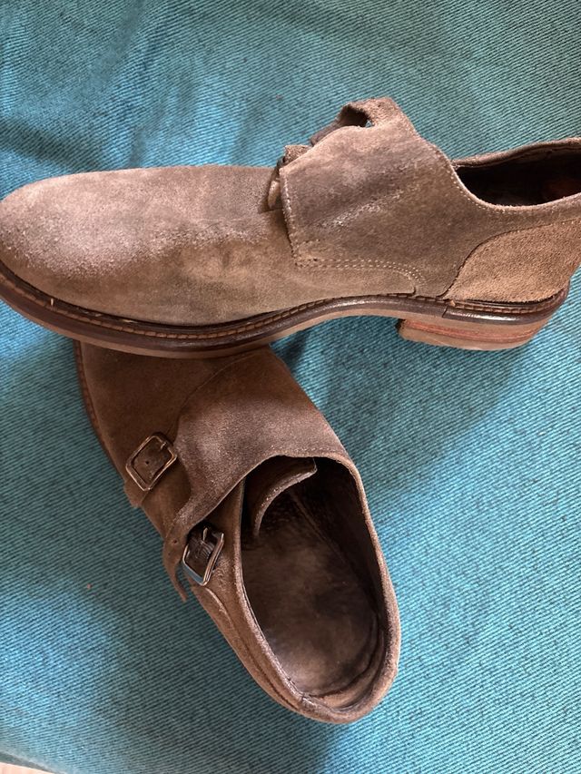 Scarpe stringate scamosciate marroni